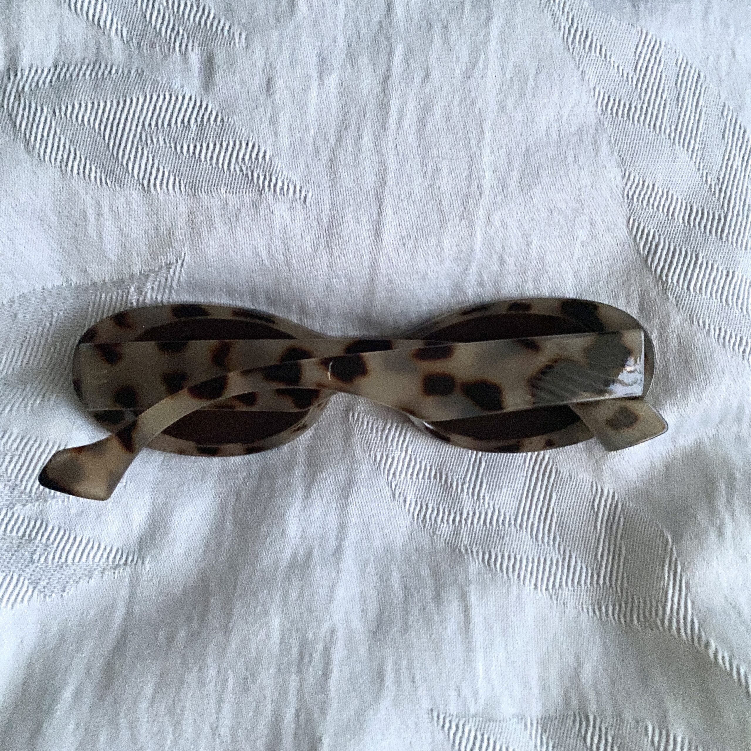 Jacinta Sunglasses- Milky Tortoise Shell - Image 3