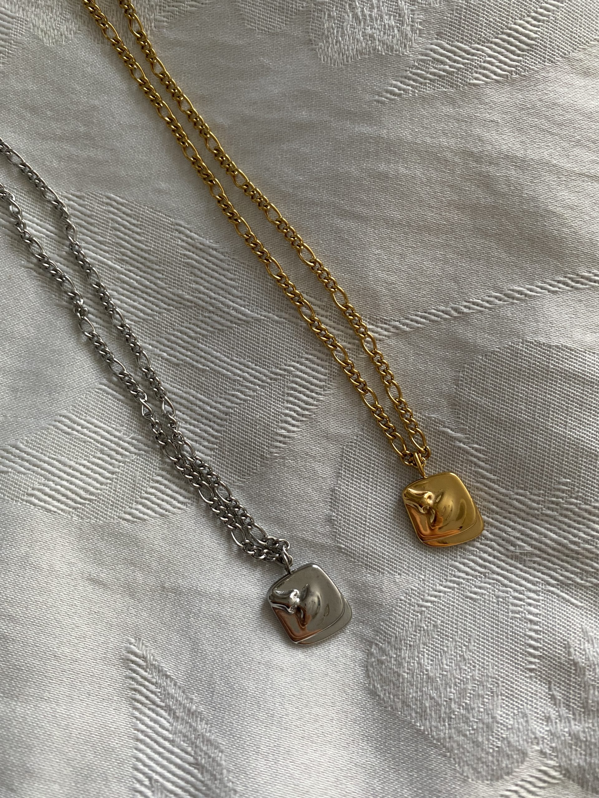 PREORDER Visage Gold Necklace - Image 2