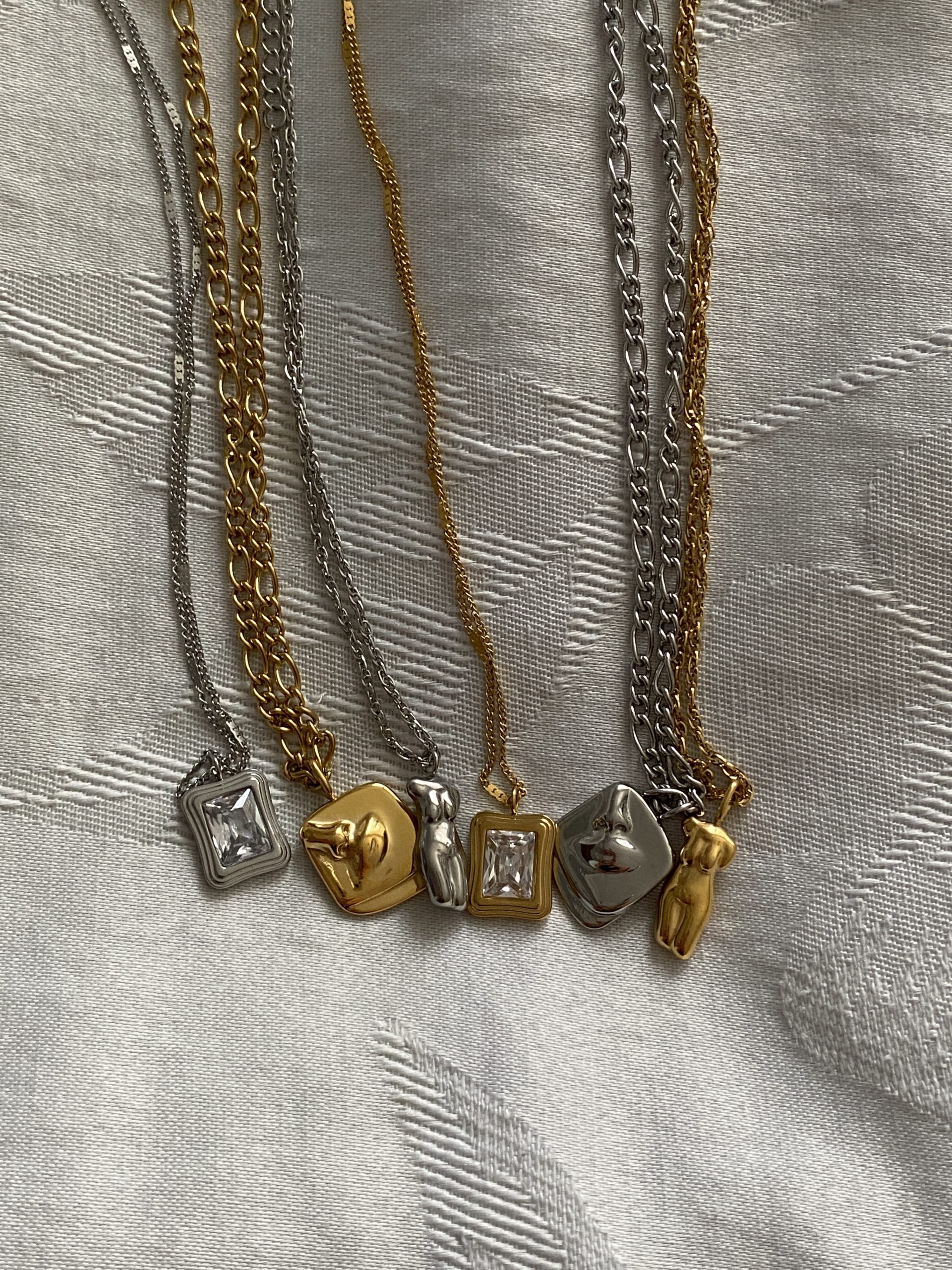 PREORDER Visage Gold Necklace - Image 4